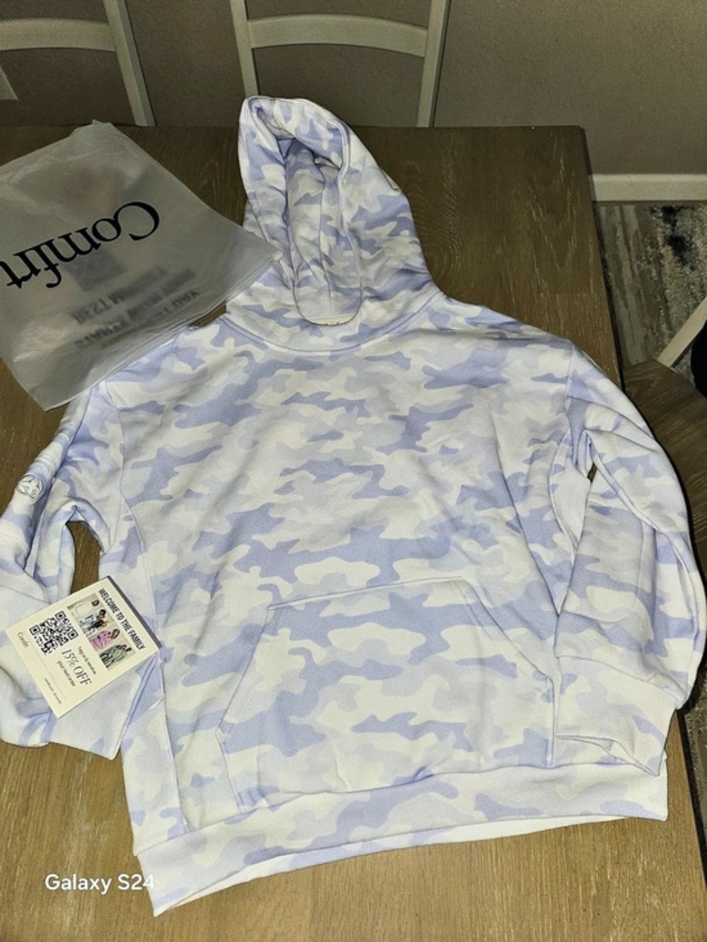 Comfrt Halo Lightweight Kids Hoodie XL Sky Camo New